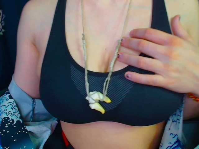 Tricky-Kitsune's BongaCams show and profile