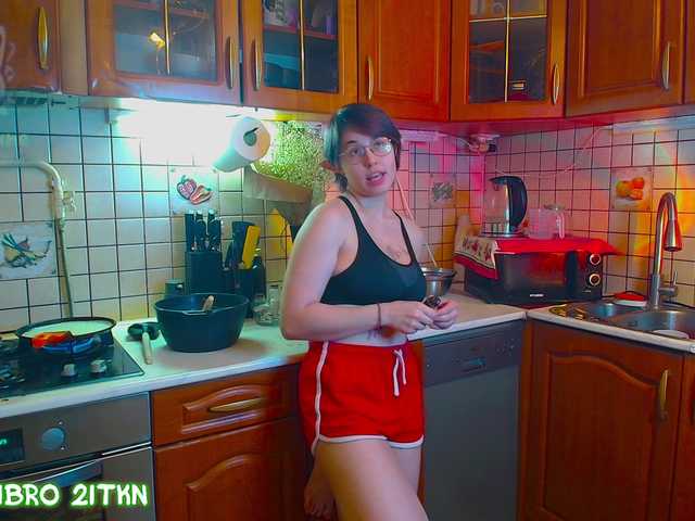 Tricky-Kitsune's BongaCams show and profile