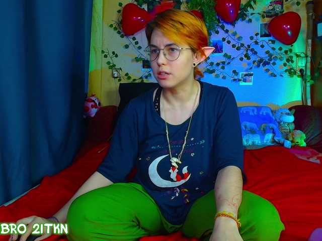 Tricky-Kitsune's BongaCams show and profile