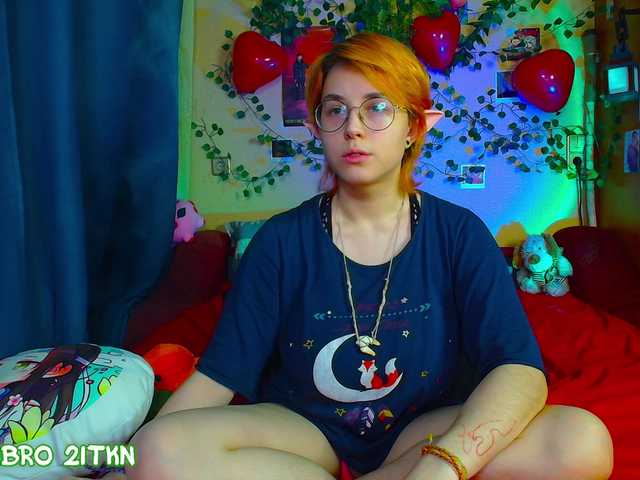 Tricky-Kitsune's BongaCams show and profile