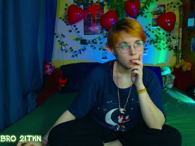 Tricky-Kitsune's BongaCams show and profile