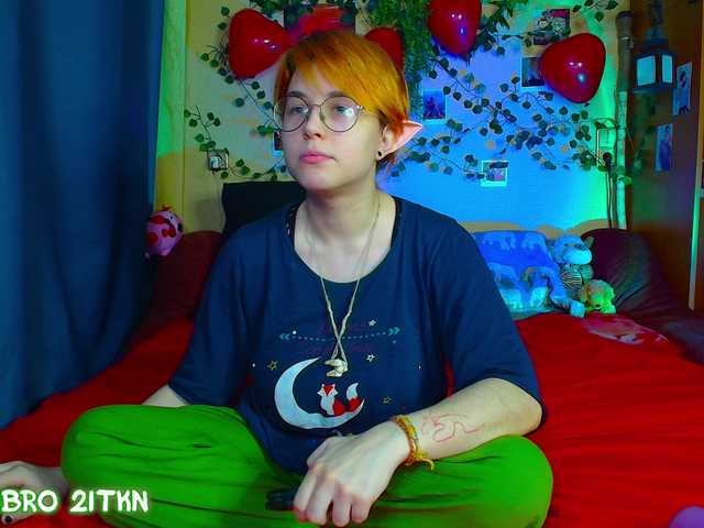 Tricky-Kitsune's BongaCams show and profile