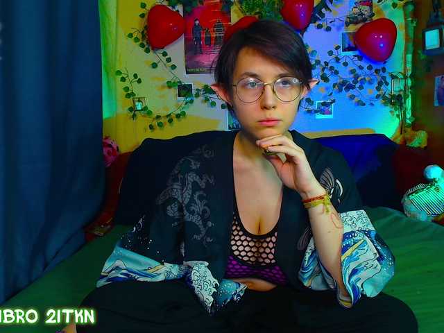Tricky-Kitsune's BongaCams show and profile