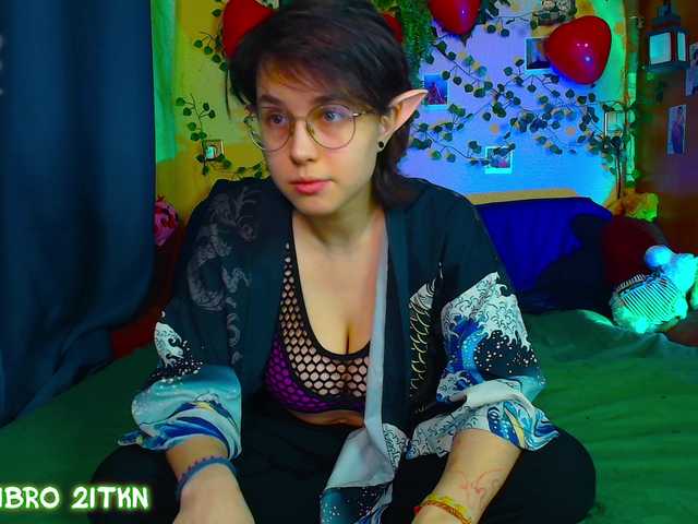 Tricky_Kitsune webcam