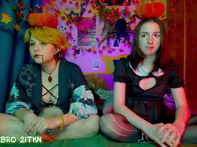 Tricky_Kitsune webcam