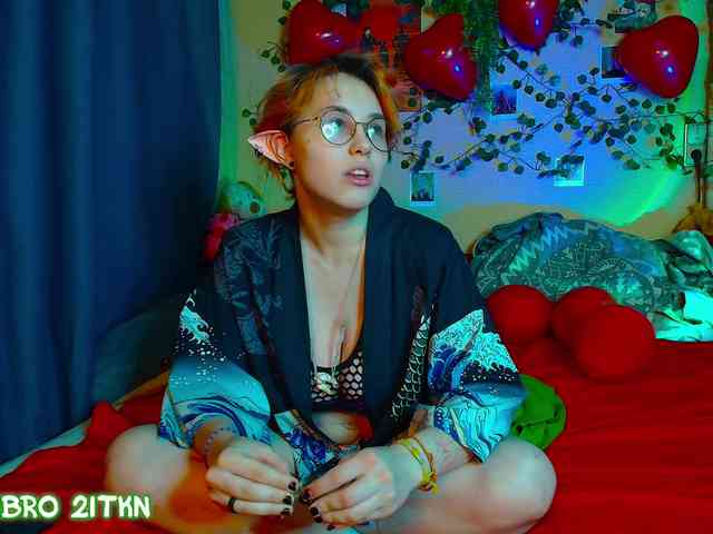 Tricky_Kitsune webcam