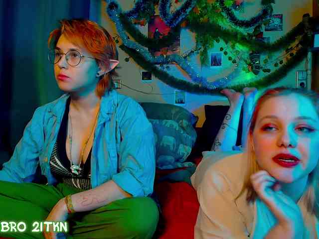 Tricky_Kitsune webcam