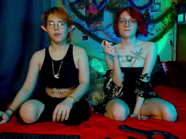 Tricky_Kitsune webcam