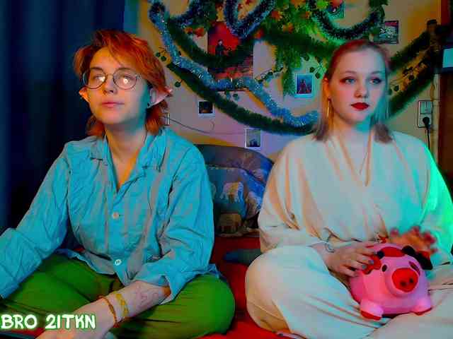 Tricky_Kitsune webcam