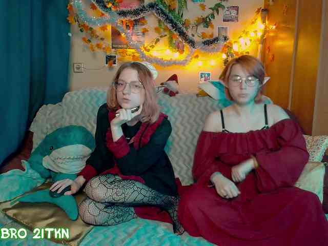 Tricky_Kitsune webcam