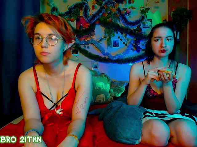 Tricky_Kitsune webcam