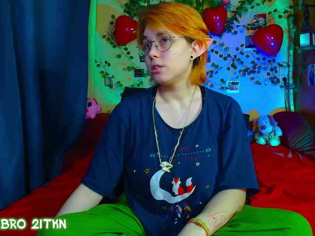 Tricky_Kitsune webcam