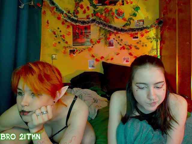 Tricky_Kitsune webcam