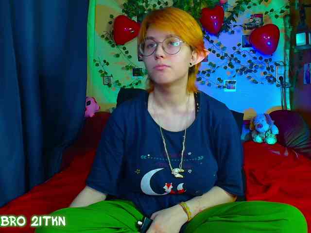 Tricky_Kitsune webcam