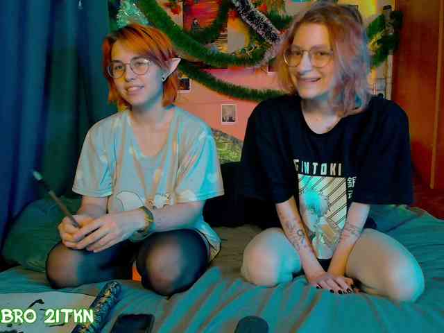 Tricky_Kitsune webcam