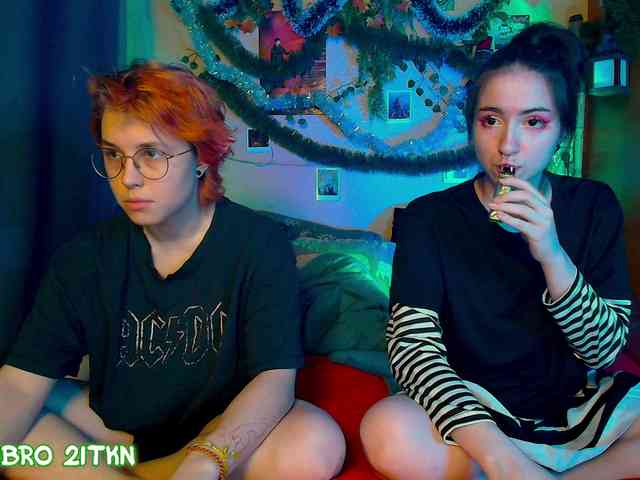 Tricky_Kitsune webcam