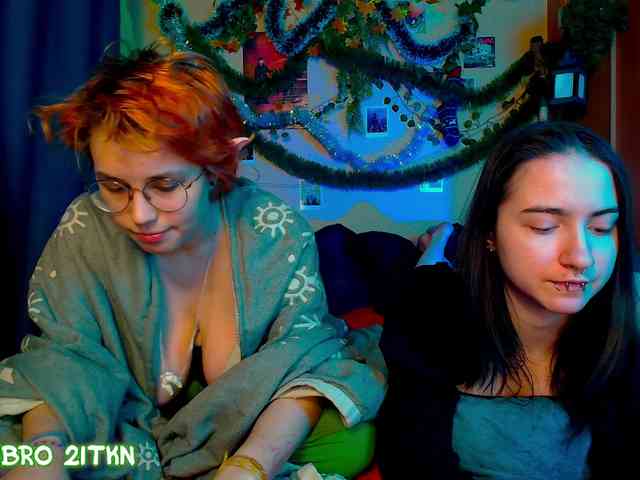 Tricky_Kitsune webcam