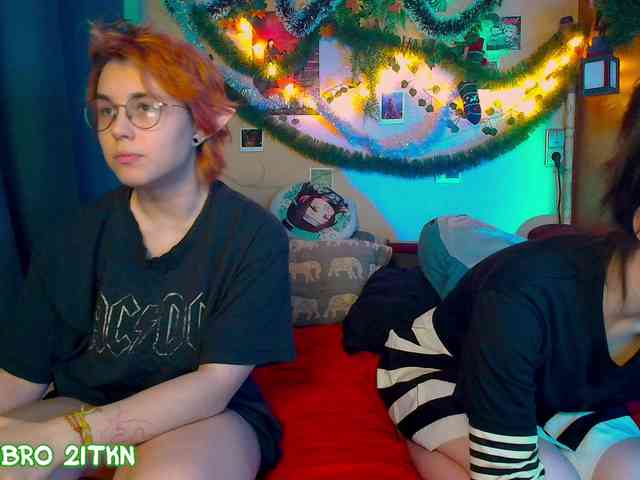 Tricky_Kitsune webcam