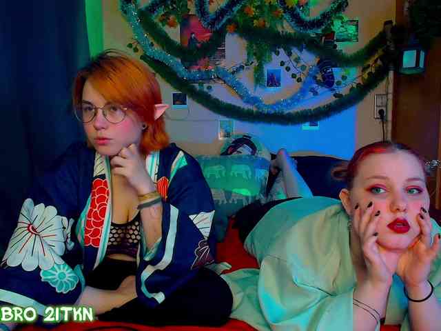 Tricky_Kitsune webcam