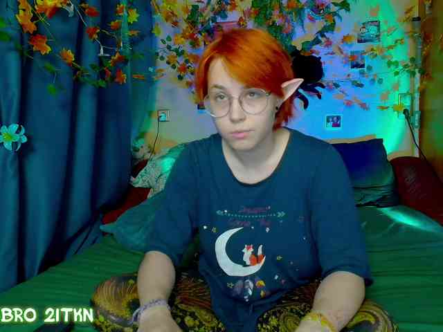 Tricky_Kitsune webcam