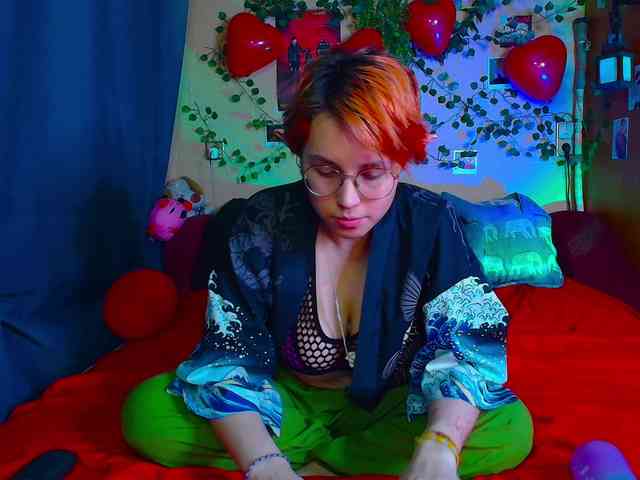 Tricky_Kitsune webcam