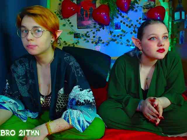 Tricky_Kitsune webcam