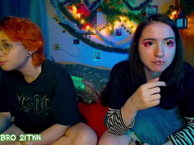 Tricky_Kitsune webcam