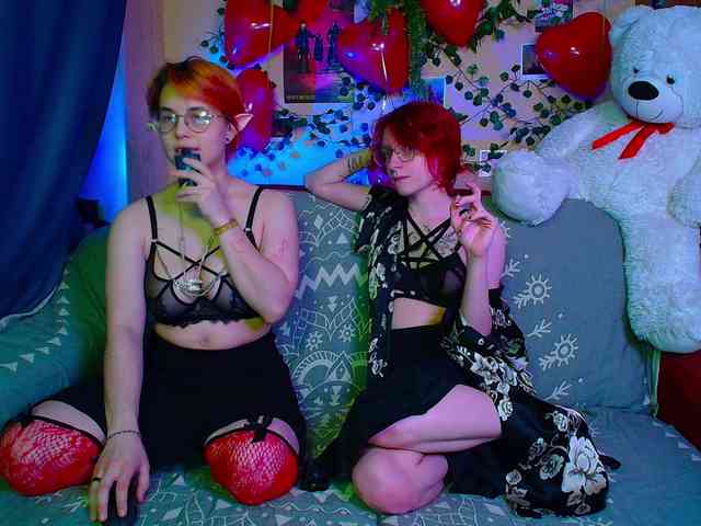 Tricky_Kitsune webcam