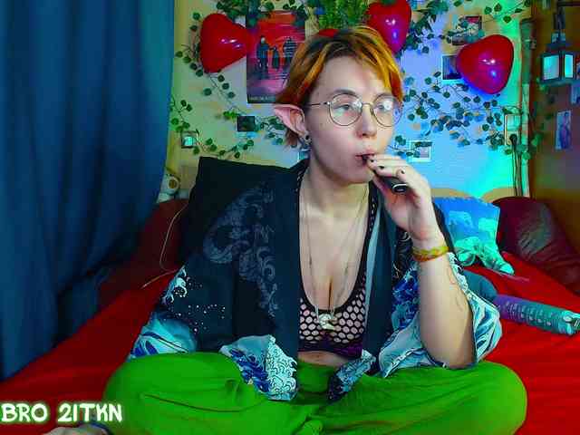 Tricky_Kitsune webcam