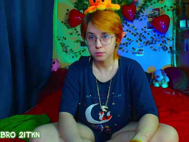 Tricky_Kitsune webcam
