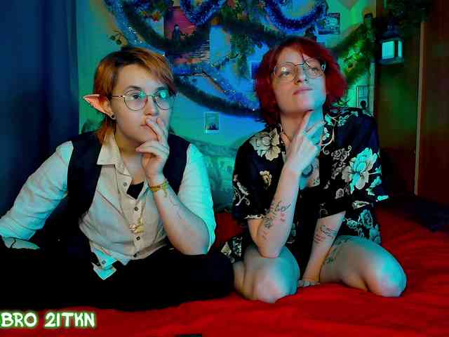 Tricky_Kitsune webcam