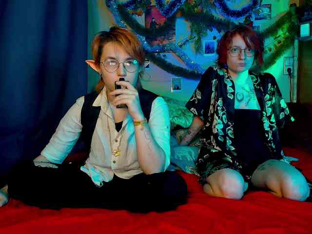 Tricky_Kitsune webcam