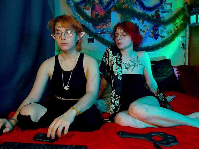 Tricky_Kitsune webcam