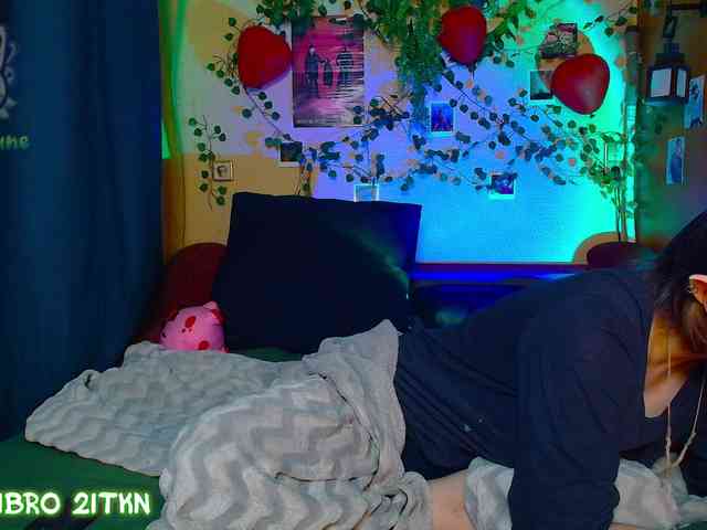 Tricky_Kitsune webcam