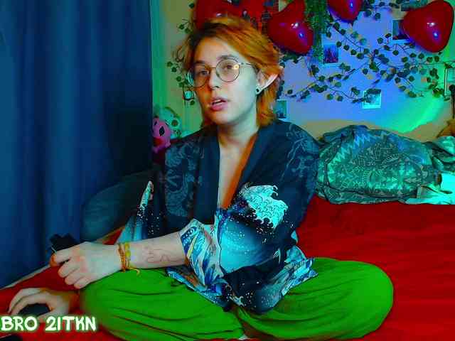 Tricky_Kitsune webcam