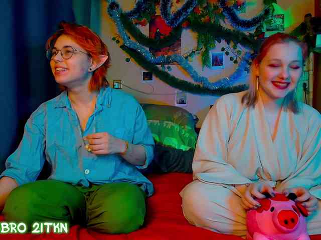 Tricky_Kitsune webcam