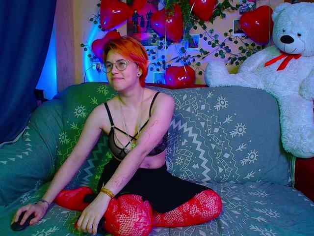 Tricky_Kitsune webcam