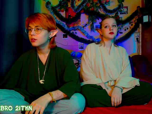 Tricky_Kitsune webcam