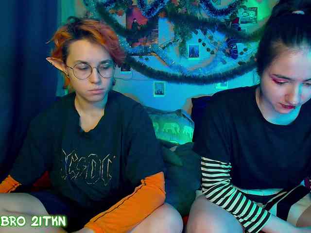 Tricky_Kitsune webcam