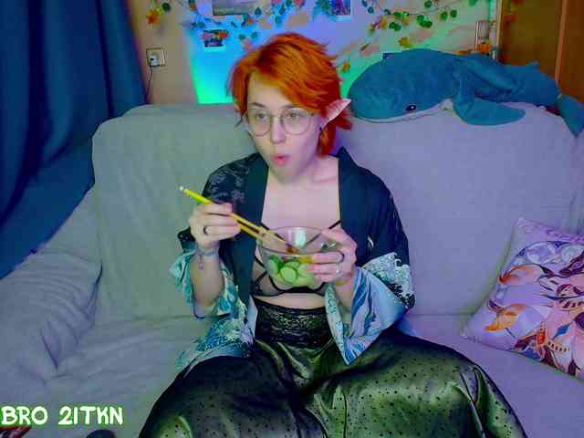 Tricky_Kitsune webcam