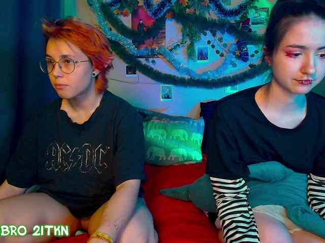 Tricky_Kitsune webcam