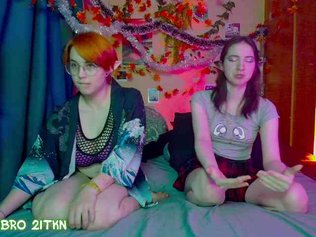 Tricky_Kitsune webcam