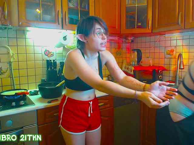 Tricky_Kitsune webcam