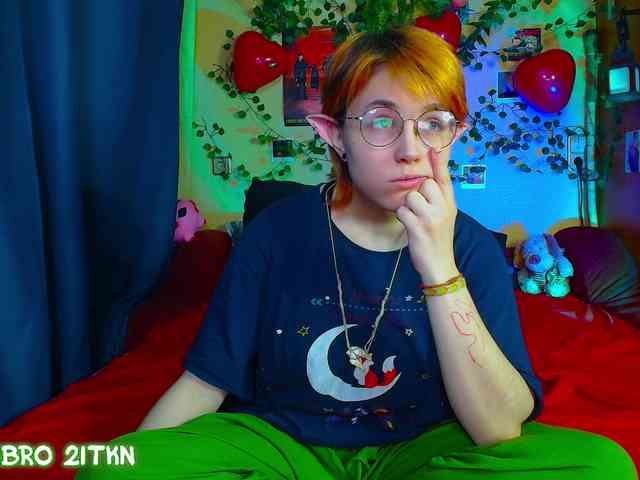 Tricky_Kitsune webcam