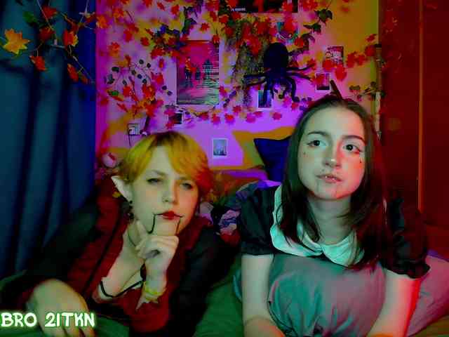 Tricky_Kitsune webcam