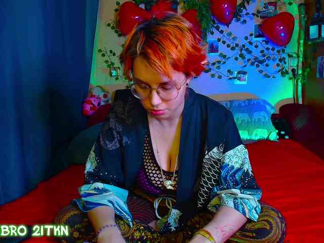 Tricky_Kitsune webcam