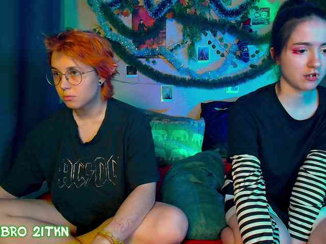 Tricky_Kitsune webcam