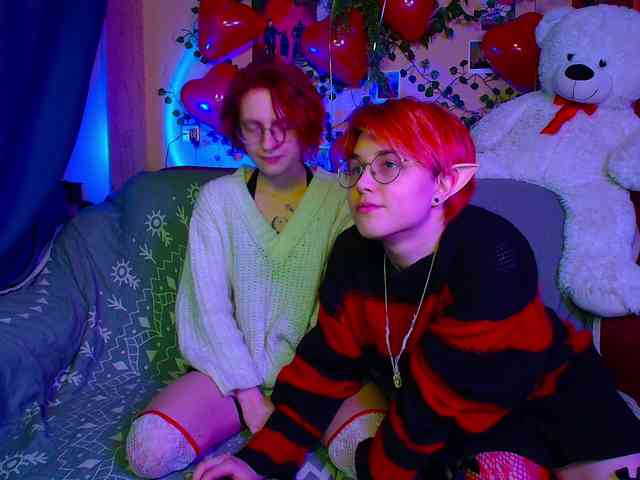 Tricky_Kitsune webcam