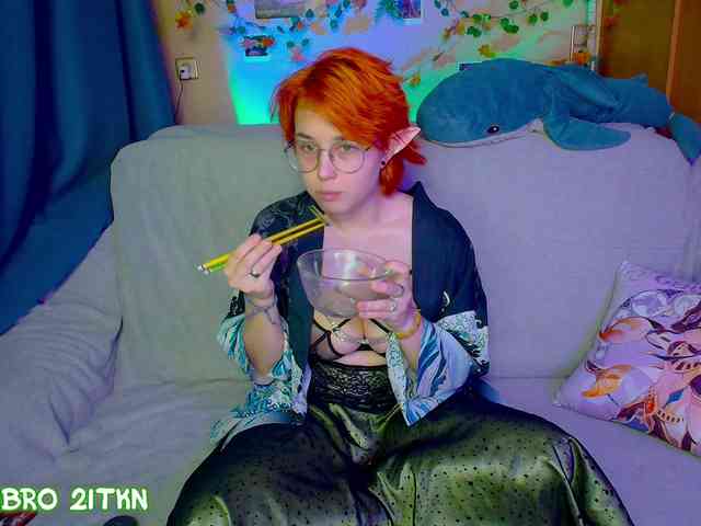 Tricky_Kitsune webcam