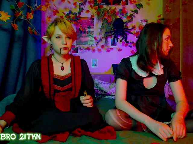 Tricky_Kitsune webcam